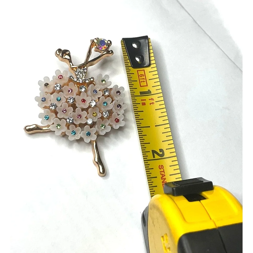 VINTAGE BALLERINA w/ RHINESTONES on WHITE Floral TUTU BROOCH AURORA BOREALIS!